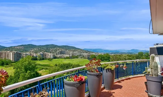 Недвижимость Villa Maure Vieille: 10