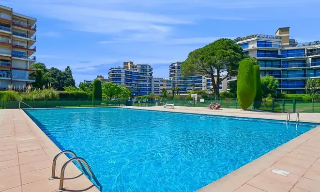 Недвижимость Villa Maure Vieille: 11