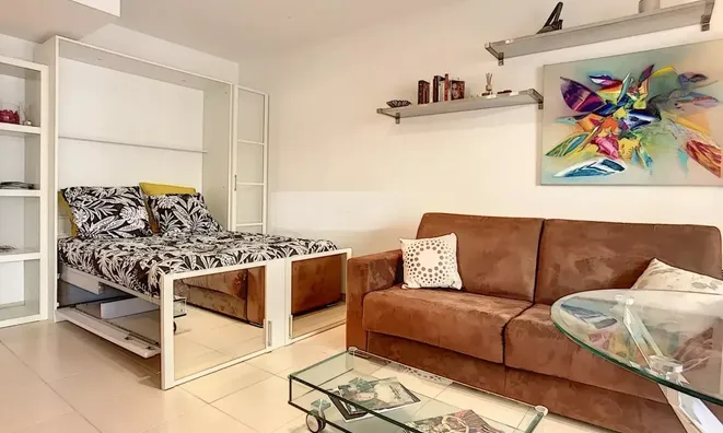 Недвижимость Villa Cannes Petit Juas: 1