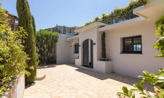 Недвижимость Villa Croix des Gardes: 10