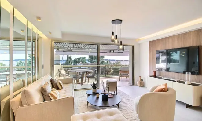 Недвижимость Villa Pointe Croisette: 1