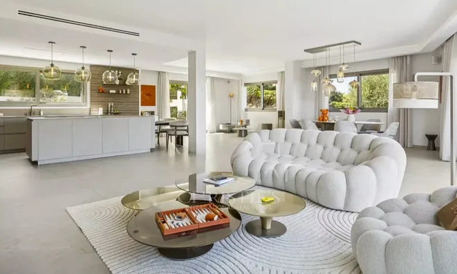 Недвижимость Villa Maure Vieille: 5