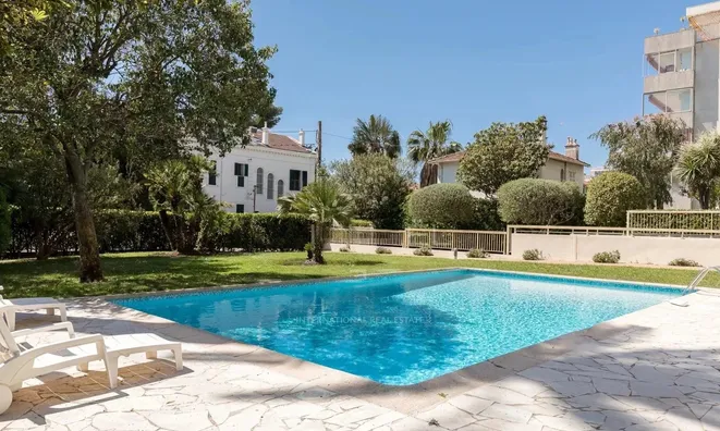 Недвижимость Villa Pointe Croisette: 10
