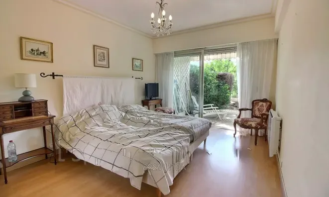 Недвижимость Villa Petit Juas: 8