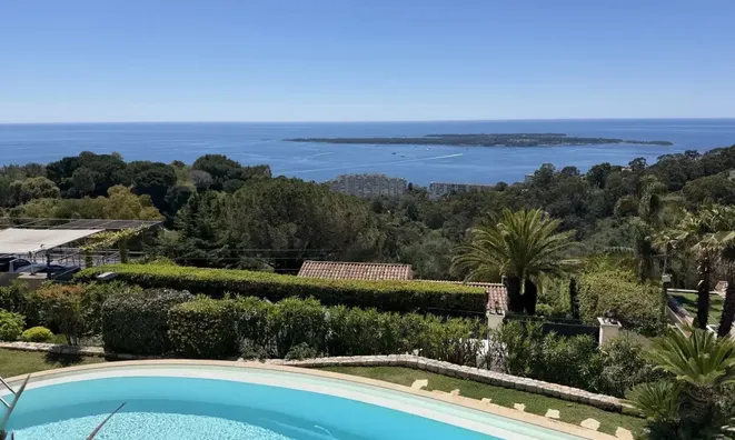Недвижимость Villa Cannes Croix des Gardes: 1