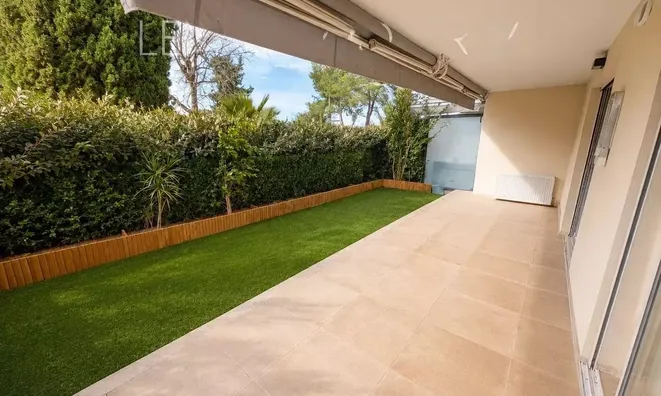 Недвижимость Villa La Bocca Nord: 3