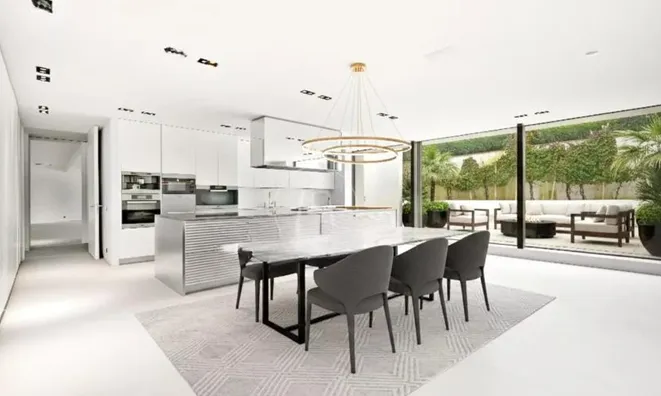 Недвижимость Single house 10 rooms: 5