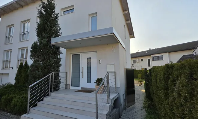 Недвижимость House, Ford: 27