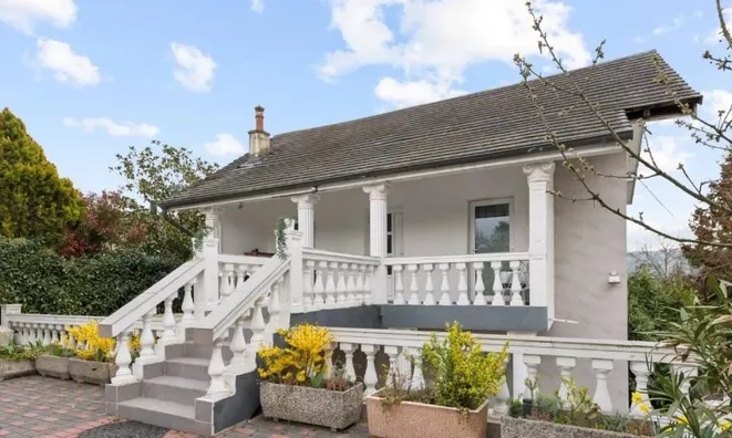 Недвижимость Single house 8 rooms: 1