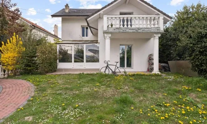 Недвижимость Single house 8 rooms: 2