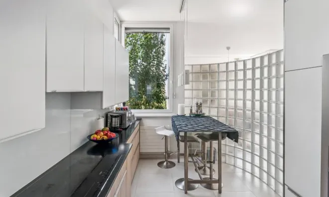 Недвижимость Bifamiliar house 8 rooms: 4