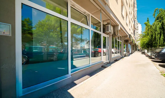 Недвижимость Commercial premises Shishka: 12
