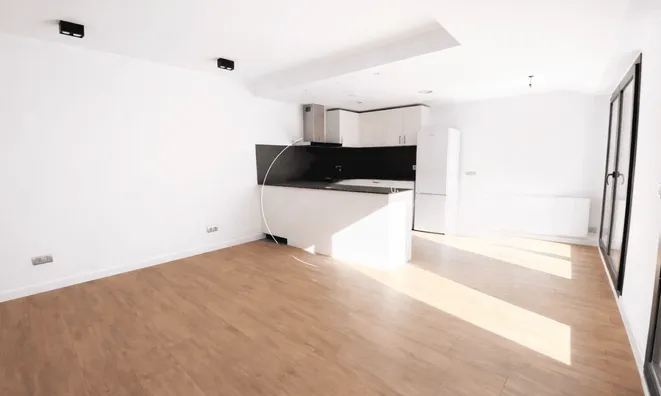 Недвижимость Apartment for sale in Andorra la Vella, 4 bedrooms: 2