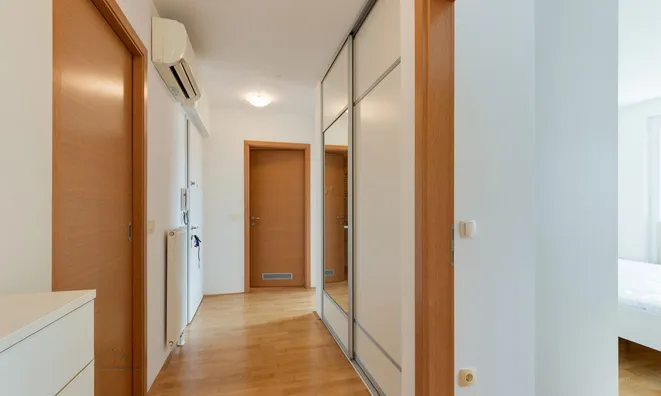 Недвижимость Квартира на Руднике, 3 комн.: 8