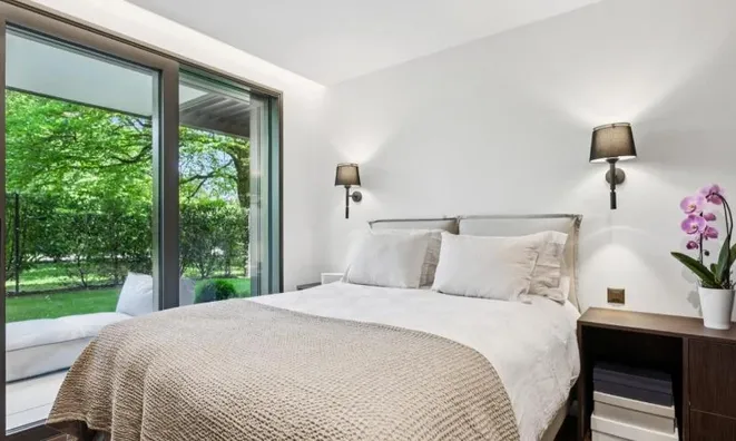 Недвижимость Apartment 3.5 rooms: 8