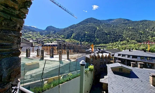 Недвижимость Refurbished 2-bedroom apartment in Encamp El Pedral: 6