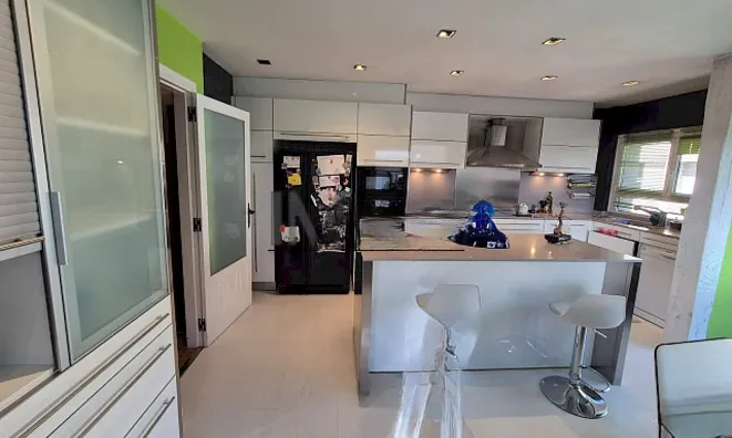 Недвижимость Penthouse for sale in the center of Andorra la Vella with parking and storage: 10