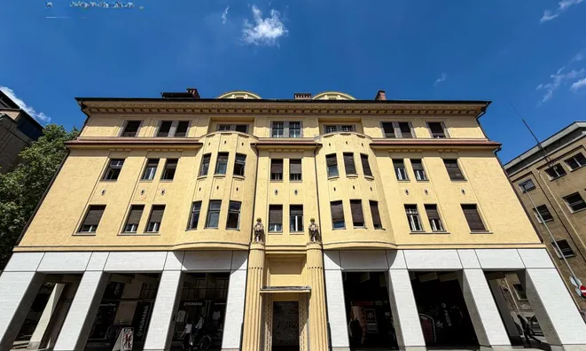 Недвижимость Apartment in the center of Ljubljana: 24