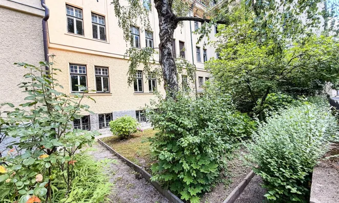 Недвижимость Apartment in the center of Ljubljana: 25