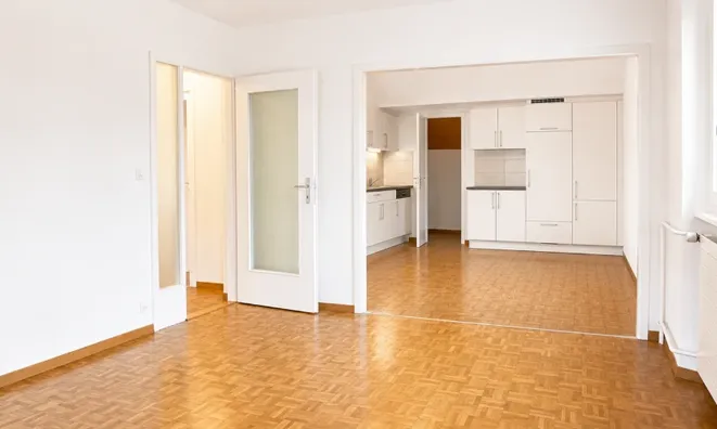 Недвижимость Apartment 3 rooms: 2