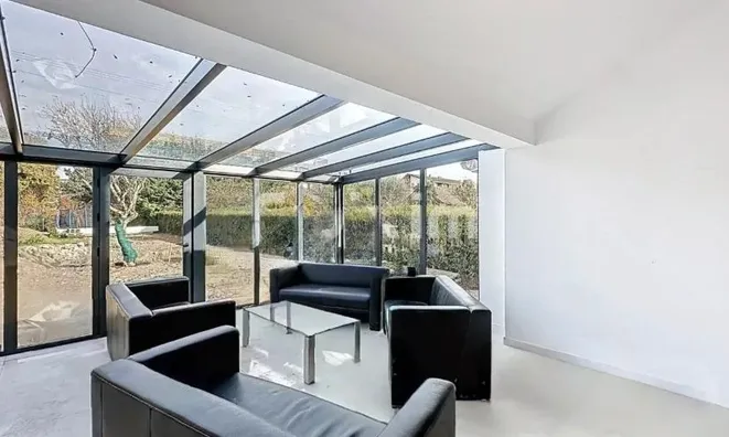 Недвижимость Single house 6 rooms: 7