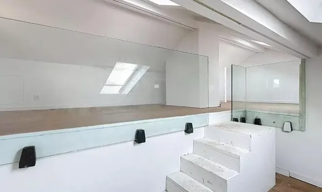 Недвижимость Single house 6 rooms: 11