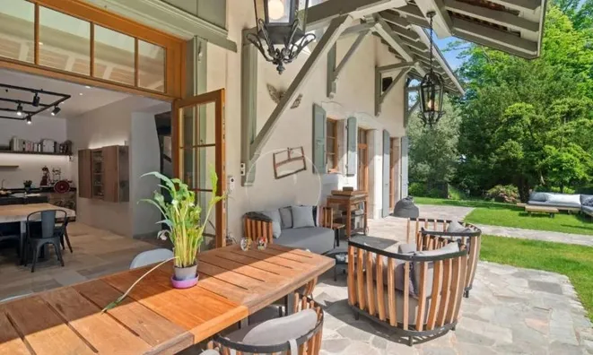 Недвижимость Single house 6 rooms: 8