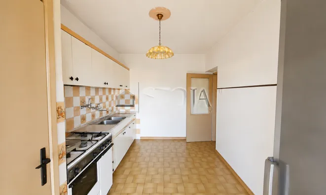 Недвижимость Three-room apartment in Izola: 4