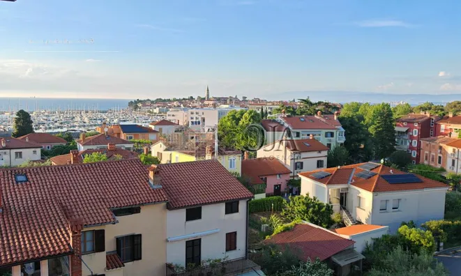 Недвижимость Three-room apartment in Izola: 9