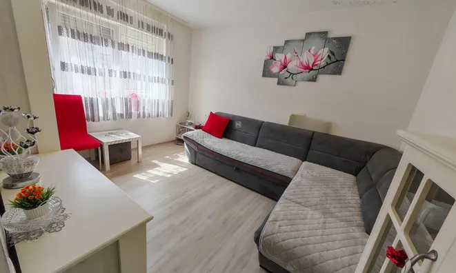 Недвижимость Two-room apartment Sezana: 3