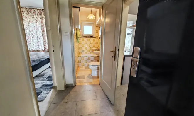 Недвижимость Two-room apartment Sezana: 14