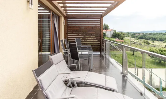 Недвижимость Three-room apartment in Sezana: 5