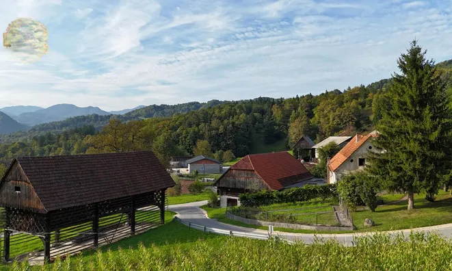 Недвижимость The 'Veshina' estate in a quiet sunny location: 2