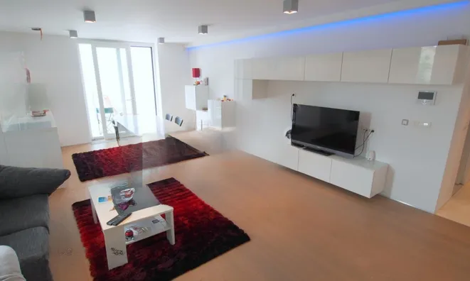 Недвижимость House, Ljubljana Moste: 7