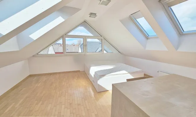 Недвижимость Duplex Črna Vas: 2
