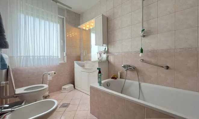 Недвижимость House, Črnuče: 4