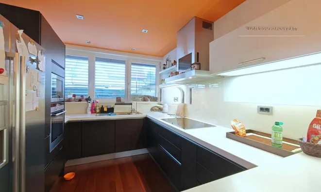 Недвижимость House for two owners Bizovik: 2
