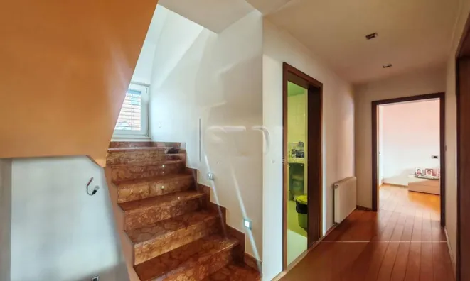 Недвижимость House for two owners Bizovik: 20