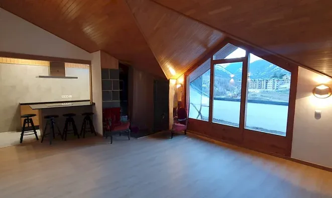 Недвижимость Magnificent penthouse in Anyòs with 3 bedrooms, attic, parking, and storage: 6