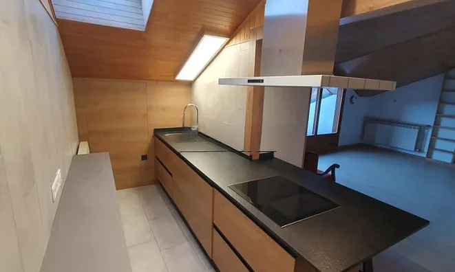 Недвижимость Magnificent penthouse in Anyòs with 3 bedrooms, attic, parking, and storage: 8