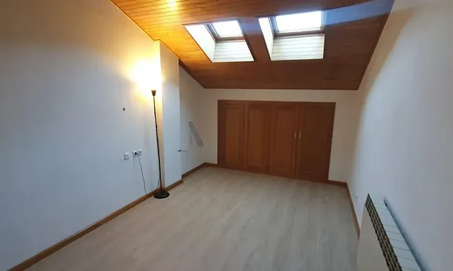 Недвижимость Magnificent penthouse in Anyòs with 3 bedrooms, attic, parking, and storage: 12