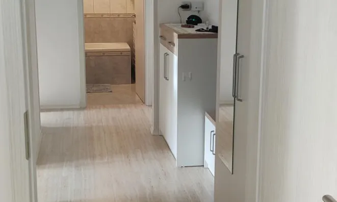 Недвижимость Apartment, 2-room on Belechanskaya Street: 3