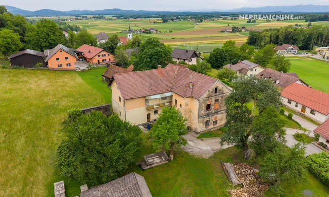 Недвижимость Two-story house New Dungeons: 20