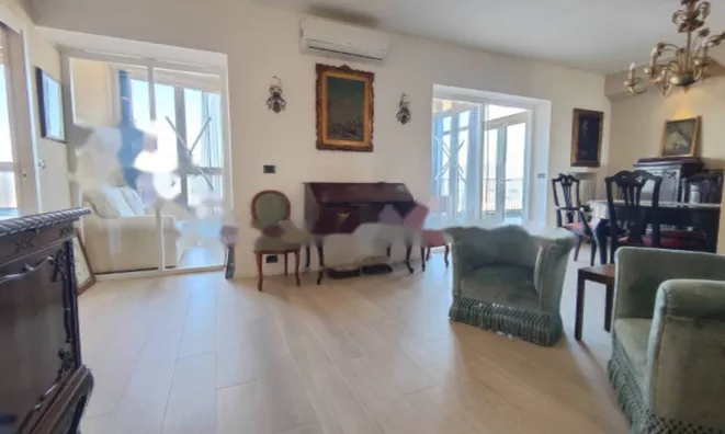 Недвижимость Трехкомнатная в центре Горизии: 3