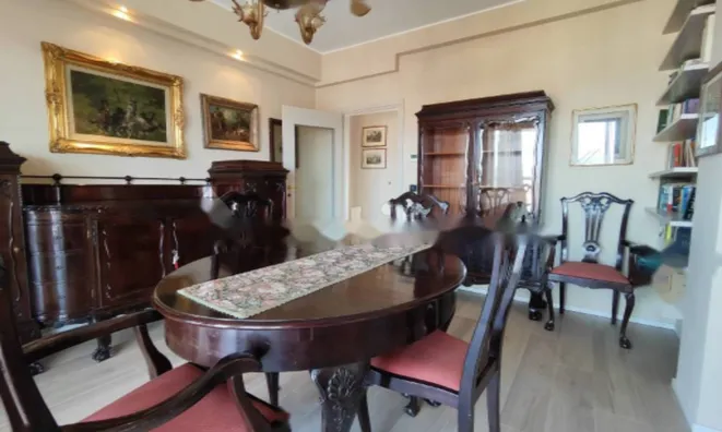 Недвижимость Трехкомнатная в центре Горизии: 10