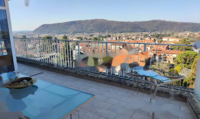 Недвижимость Трехкомнатная в центре Горизии: 25