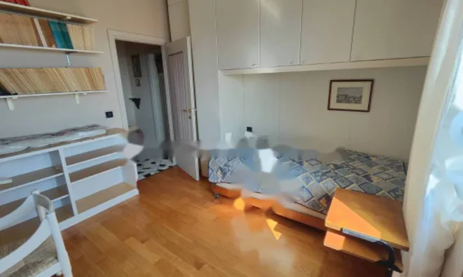 Недвижимость Трехкомнатная в центре Горизии: 30