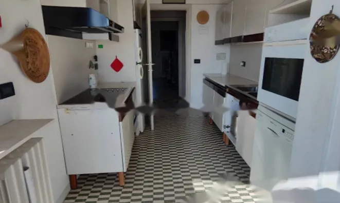 Недвижимость Трехкомнатная в центре Горизии: 35