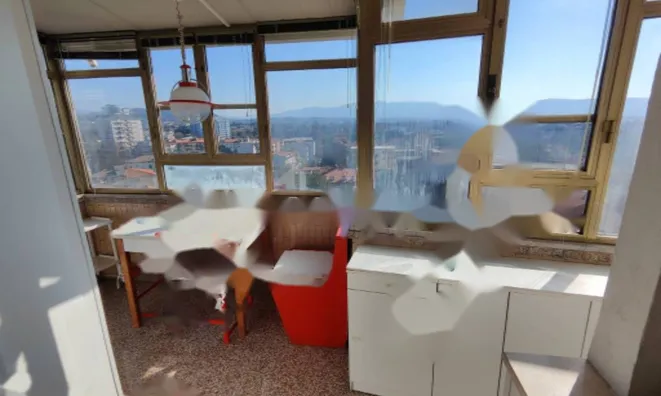 Недвижимость Трехкомнатная в центре Горизии: 38