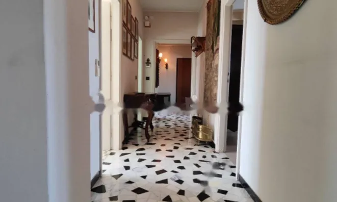 Недвижимость Трехкомнатная в центре Горизии: 47